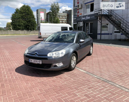Серый Ситроен С5, объемом двигателя 1.6 л и пробегом 339 тыс. км за 5000 $, фото 1 на Automoto.ua