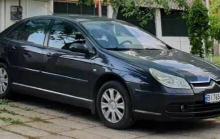 Серый Ситроен С5, объемом двигателя 2 л и пробегом 230 тыс. км за 4062 $, фото 1 на Automoto.ua