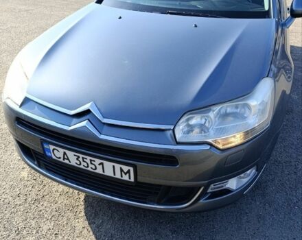 Серый Ситроен С5, объемом двигателя 2 л и пробегом 302 тыс. км за 6950 $, фото 1 на Automoto.ua