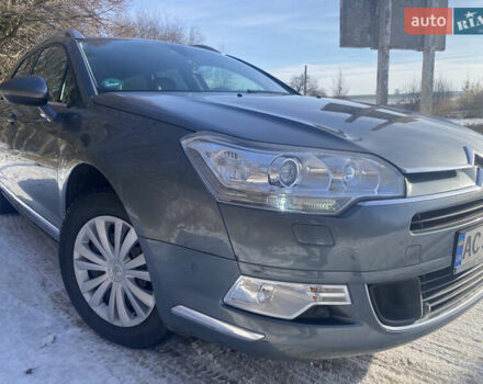 Серый Ситроен С5, объемом двигателя 2 л и пробегом 240 тыс. км за 6500 $, фото 1 на Automoto.ua