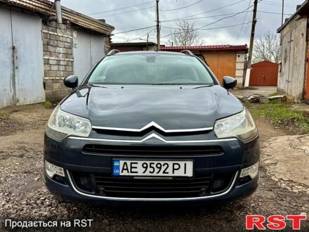 Сітроен С5 2009 у Кривому Розі на Automoto.ua Сірий Сітроен С5, об'ємом двигуна 1.6 л та пробігом 220 тис. км за 5500 $, фото 1 на Automoto.ua
