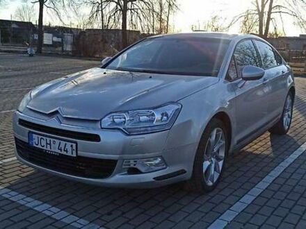 Ситроен С5 2009 в Киеве на Automoto.ua Серый Ситроен С5, объемом двигателя 1.6 л и пробегом 421 тыс. км за 8899 $, фото 1 на Automoto.ua