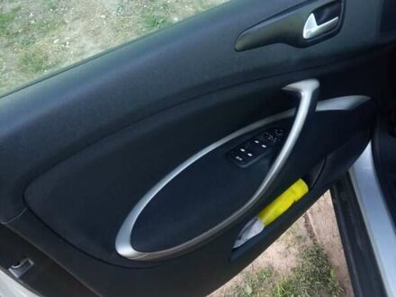 Серый Ситроен С5, объемом двигателя 1.6 л и пробегом 262 тыс. км за 7000 $, фото 1 на Automoto.ua