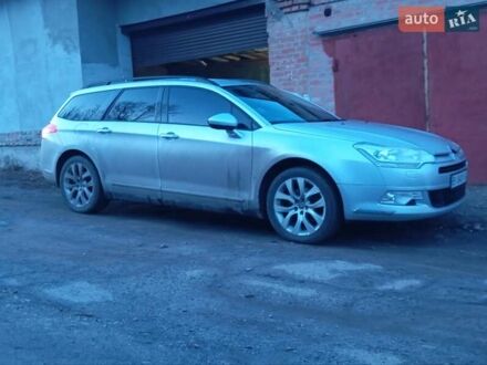 Ситроен С5 2010 в Полтаве на Automoto.ua Серый Ситроен С5, объемом двигателя 2 л и пробегом 265 тыс. км за 7200 $, фото 1 на Automoto.ua