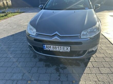 Ситроен С5 2010 в Новорад-Волынском на Automoto.ua Серый Ситроен С5, объемом двигателя 2 л и пробегом 350 тыс. км за 6500 $, фото 1 на Automoto.ua