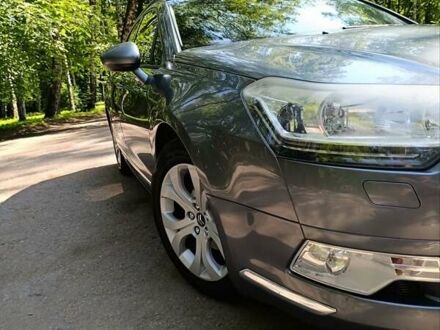 Сітроен С5 2012 у Тернополі на Automoto.ua Сірий Сітроен С5, об'ємом двигуна 1.6 л та пробігом 278 тис. км за 6399 $, фото 1 на Automoto.ua