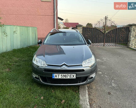Серый Ситроен С5, объемом двигателя 1.6 л и пробегом 293 тыс. км за 6600 $, фото 1 на Automoto.ua