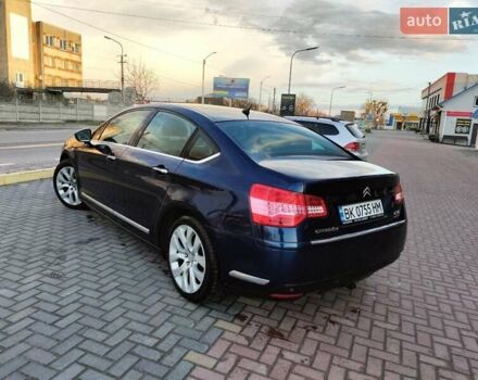 Синий Ситроен С5, объемом двигателя 2.7 л и пробегом 303 тыс. км за 6700 $, фото 4 на Automoto.ua