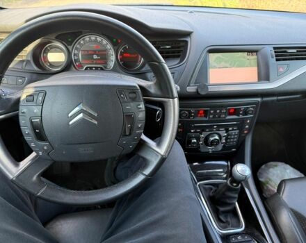 Синий Ситроен С5, объемом двигателя 2 л и пробегом 322 тыс. км за 3799 $, фото 5 на Automoto.ua