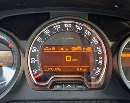 Синий Ситроен С5, объемом двигателя 1.6 л и пробегом 307 тыс. км за 5555 $, фото 8 на Automoto.ua