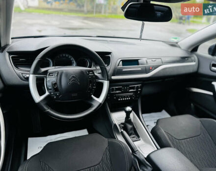 Синій Сітроен С5, об'ємом двигуна 1.6 л та пробігом 285 тис. км за 7800 $, фото 35 на Automoto.ua