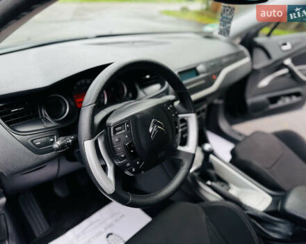 Синій Сітроен С5, об'ємом двигуна 1.6 л та пробігом 285 тис. км за 7800 $, фото 48 на Automoto.ua