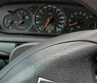 Синій Сітроен С5, об'ємом двигуна 1.8 л та пробігом 340 тис. км за 4150 $, фото 4 на Automoto.ua