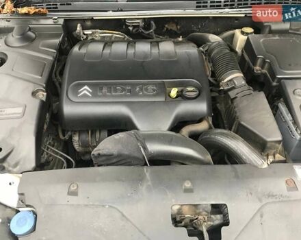 Синий Ситроен С5, объемом двигателя 2 л и пробегом 212 тыс. км за 5000 $, фото 3 на Automoto.ua