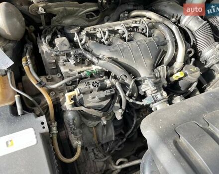 Синій Сітроен С5, об'ємом двигуна 2 л та пробігом 251 тис. км за 6400 $, фото 9 на Automoto.ua