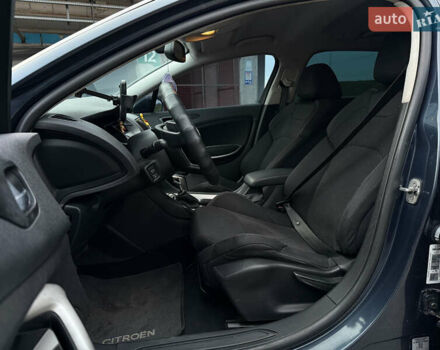Синій Сітроен С5, об'ємом двигуна 2 л та пробігом 310 тис. км за 5200 $, фото 21 на Automoto.ua