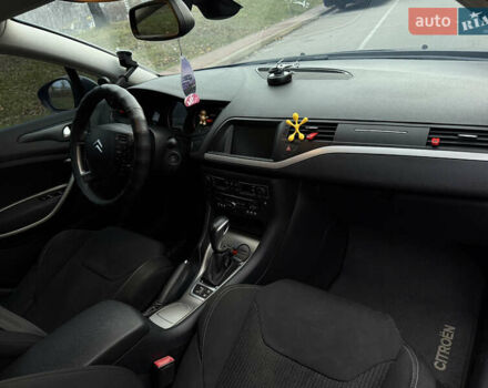 Синій Сітроен С5, об'ємом двигуна 2 л та пробігом 310 тис. км за 5200 $, фото 19 на Automoto.ua