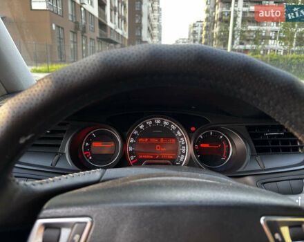 Синий Ситроен С5, объемом двигателя 1.6 л и пробегом 364 тыс. км за 5550 $, фото 16 на Automoto.ua