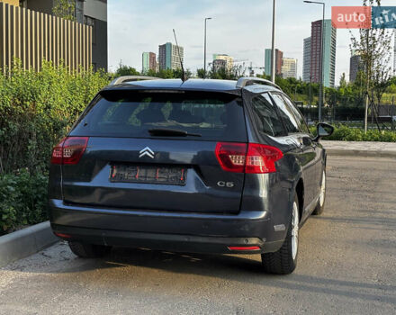 Синий Ситроен С5, объемом двигателя 1.6 л и пробегом 364 тыс. км за 5550 $, фото 4 на Automoto.ua