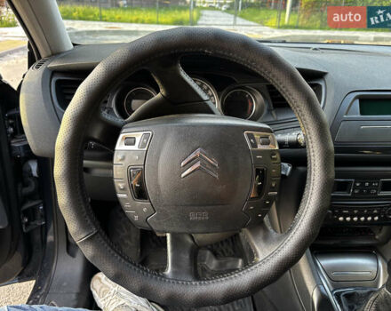 Синий Ситроен С5, объемом двигателя 1.6 л и пробегом 364 тыс. км за 5550 $, фото 6 на Automoto.ua