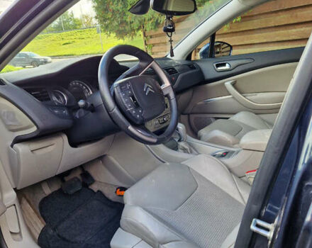 Синий Ситроен С5, объемом двигателя 1.6 л и пробегом 222 тыс. км за 7200 $, фото 12 на Automoto.ua