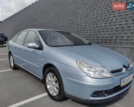 Синий Ситроен С5, объемом двигателя 2 л и пробегом 200 тыс. км за 4000 $, фото 1 на Automoto.ua