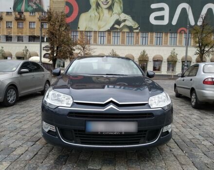 Синий Ситроен С5, объемом двигателя 1.6 л и пробегом 246 тыс. км за 9500 $, фото 1 на Automoto.ua