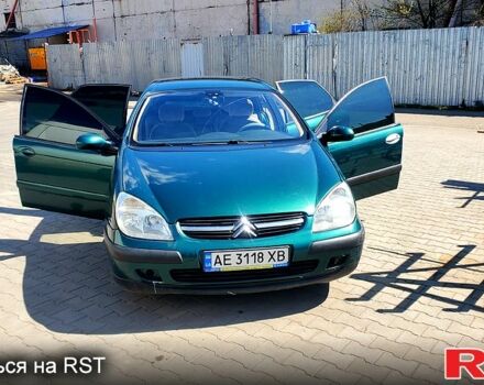 Зеленый Ситроен С5, объемом двигателя 2 л и пробегом 173 тыс. км за 2600 $, фото 1 на Automoto.ua