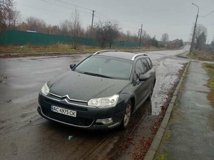 Зеленый Ситроен С5, объемом двигателя 2 л и пробегом 250 тыс. км за 6400 $, фото 1 на Automoto.ua