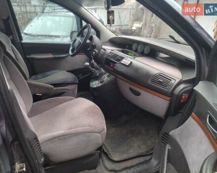 Чорний Сітроен С8, об'ємом двигуна 2.2 л та пробігом 324 тис. км за 5000 $, фото 10 на Automoto.ua