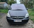 Черный Ситроен С8, объемом двигателя 2.2 л и пробегом 329 тыс. км за 5500 $, фото 1 на Automoto.ua