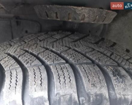 Черный Ситроен С8, объемом двигателя 2 л и пробегом 197 тыс. км за 8700 $, фото 48 на Automoto.ua