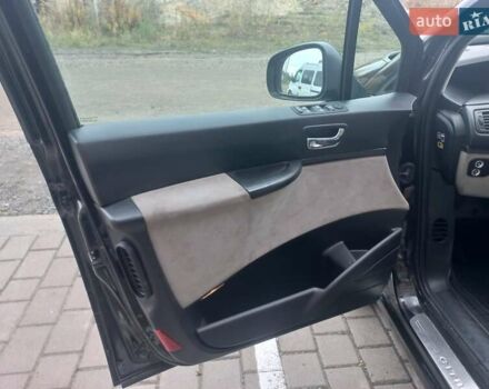 Черный Ситроен С8, объемом двигателя 2 л и пробегом 197 тыс. км за 8700 $, фото 21 на Automoto.ua