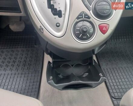 Черный Ситроен С8, объемом двигателя 2 л и пробегом 197 тыс. км за 8700 $, фото 25 на Automoto.ua