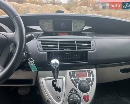 Черный Ситроен С8, объемом двигателя 2 л и пробегом 197 тыс. км за 8700 $, фото 23 на Automoto.ua