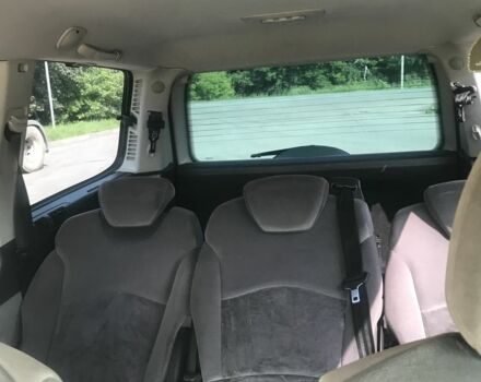 Черный Ситроен С8, объемом двигателя 1.6 л и пробегом 330 тыс. км за 2800 $, фото 7 на Automoto.ua