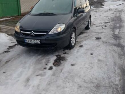 Черный Ситроен С8, объемом двигателя 2.2 л и пробегом 370 тыс. км за 4100 $, фото 1 на Automoto.ua