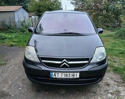 Черный Ситроен С8, объемом двигателя 2.2 л и пробегом 329 тыс. км за 5500 $, фото 1 на Automoto.ua