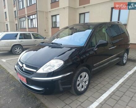 Черный Ситроен С8, объемом двигателя 2 л и пробегом 197 тыс. км за 8700 $, фото 1 на Automoto.ua