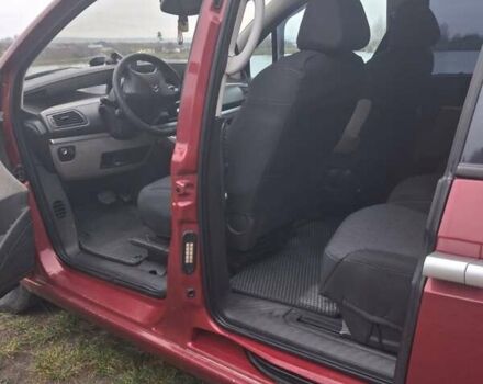 Красный Ситроен С8, объемом двигателя 2 л и пробегом 343 тыс. км за 6300 $, фото 9 на Automoto.ua