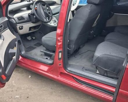 Червоний Сітроен С8, об'ємом двигуна 2 л та пробігом 340 тис. км за 6400 $, фото 9 на Automoto.ua