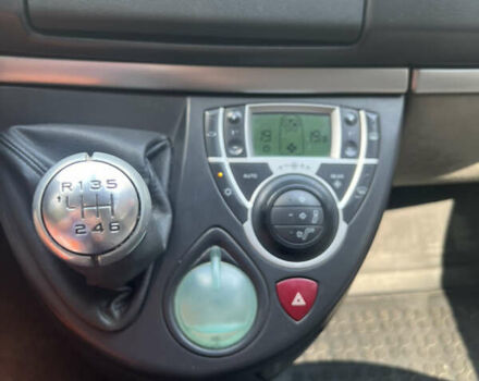 Ситроен С8, объемом двигателя 2.2 л и пробегом 334 тыс. км за 4000 $, фото 12 на Automoto.ua