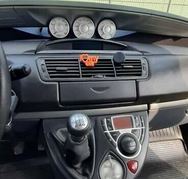 Сітроен С8, об'ємом двигуна 2 л та пробігом 288 тис. км за 4950 $, фото 24 на Automoto.ua