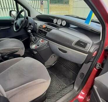 Сітроен С8, об'ємом двигуна 2 л та пробігом 288 тис. км за 4950 $, фото 9 на Automoto.ua