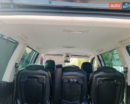 Ситроен С8, объемом двигателя 2 л и пробегом 267 тыс. км за 7900 $, фото 49 на Automoto.ua