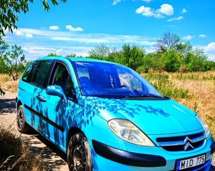 Ситроен С8, объемом двигателя 2.2 л и пробегом 300 тыс. км за 2000 $, фото 1 на Automoto.ua