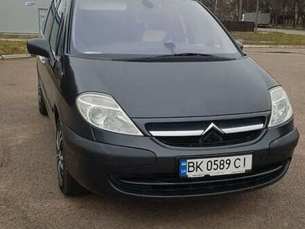 Сітроен С8 2007 у Рівному на Automoto.ua Сітроен С8, об'ємом двигуна 2 л та пробігом 389 тис. км за 6200 $, фото 1 на Automoto.ua
