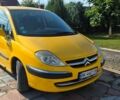 Желтый Ситроен С8, объемом двигателя 2 л и пробегом 280 тыс. км за 3000 $, фото 1 на Automoto.ua