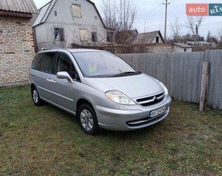 Серый Ситроен С8, объемом двигателя 2.23 л и пробегом 293 тыс. км за 5000 $, фото 3 на Automoto.ua