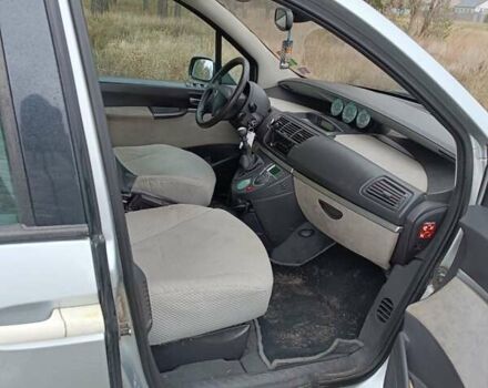 Серый Ситроен С8, объемом двигателя 2.23 л и пробегом 293 тыс. км за 5000 $, фото 9 на Automoto.ua